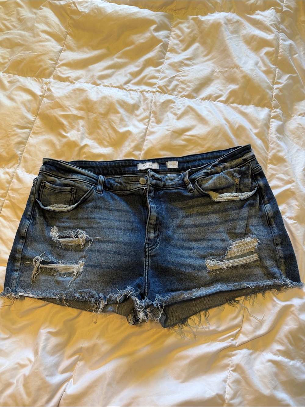 KanCan Blue Washed Distressed Denim Jeans with metal Logo Plate - Picture 5 of 12